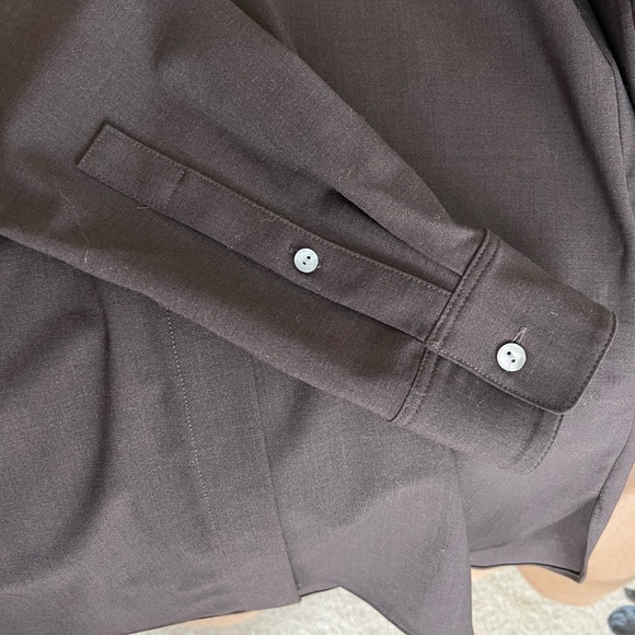 Theory Classic Straight Wool Shirt Long Sleeve Collared Button Up Mocha Brown - Picture 6 of 6